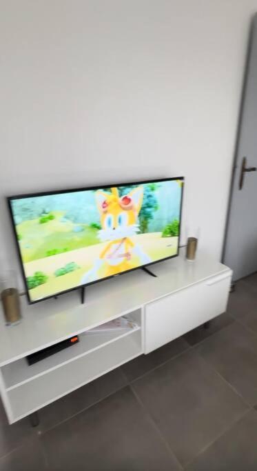 Bel Neuf, Bien Situe Apartment